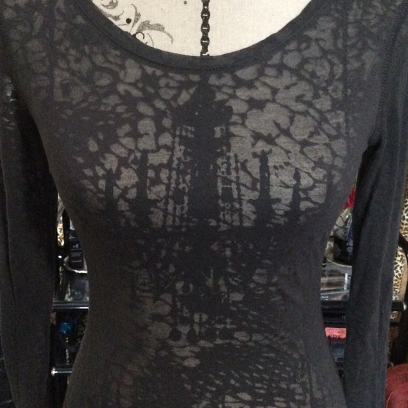 Patterned Sheer Top - Picture 2 of 3